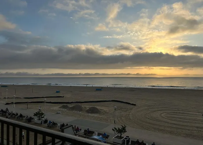 Direct Oceanfront Efficiency With Pool *